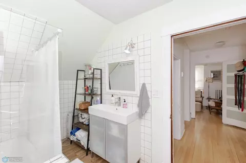 Bath - 1002 1st St N, Fargo, ND 58102 photo 6 of 11