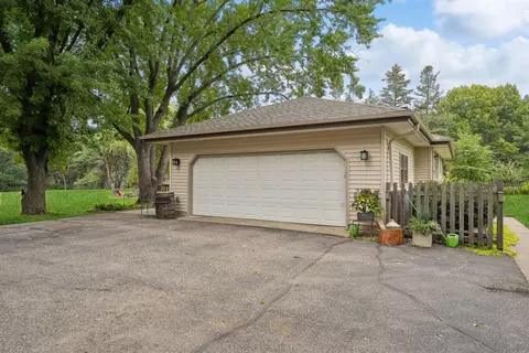 4141 Lexington Way, Eagan, MN 55123 photo 32