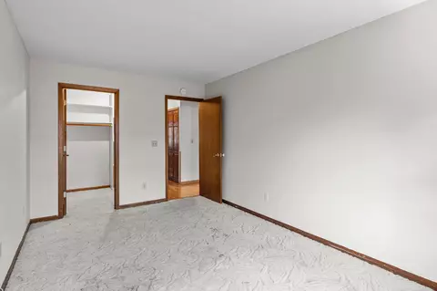 4100 S Meadowlark Rd, Eagan, MN 55122 photo 13