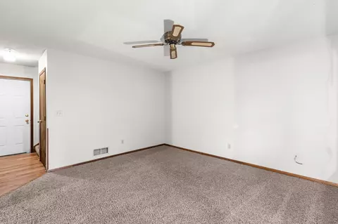 4100 S Meadowlark Rd, Eagan, MN 55122 photo 17