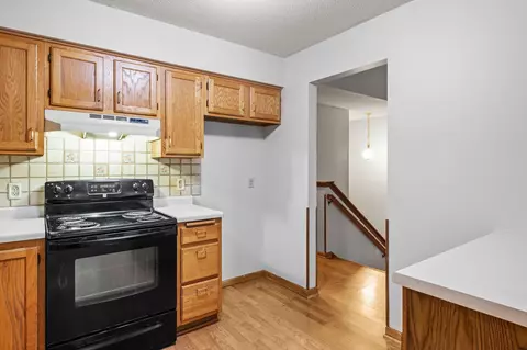 4100 S Meadowlark Rd, Eagan, MN 55122 photo 9