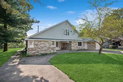 140 Edgewater Pl, Big Lake, MN 55309