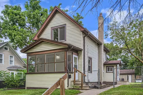 4222 Irving Ave N, Minneapolis, MN 55412