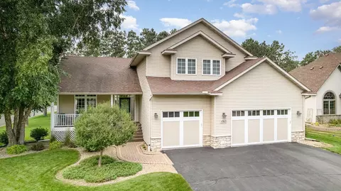 4969 Sycamore Dr, Eagan, MN 55123