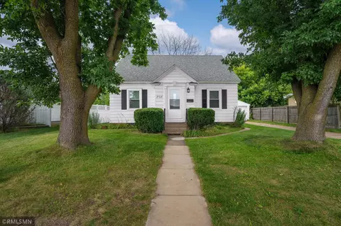 2108 Brackett Ave, Eau Claire, WI 54701