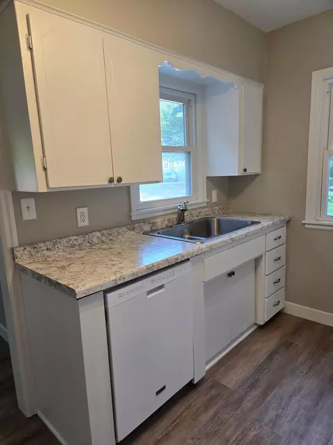 417 3rd St SE, Willmar, MN 56201 photo 5