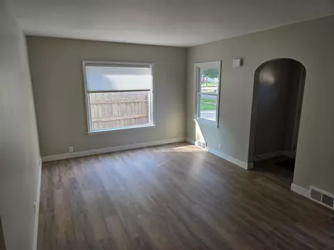 417 3rd St SE, Willmar, MN 56201 photo 10