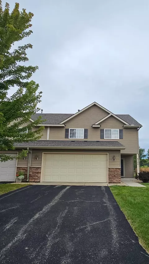 9100 Prairie St, Elko New Market, MN 55020