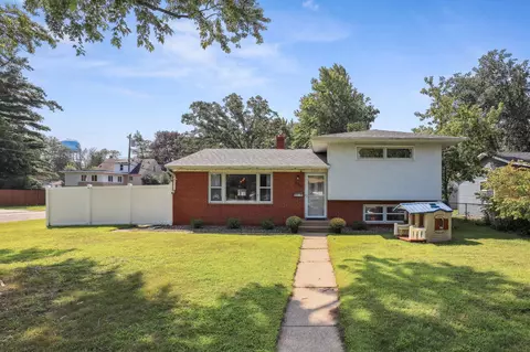 2312 16th Ave E, North Saint Paul, MN 55109