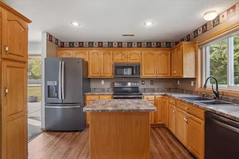 2008 14th St N, Saint Cloud, MN 56303 photo 9