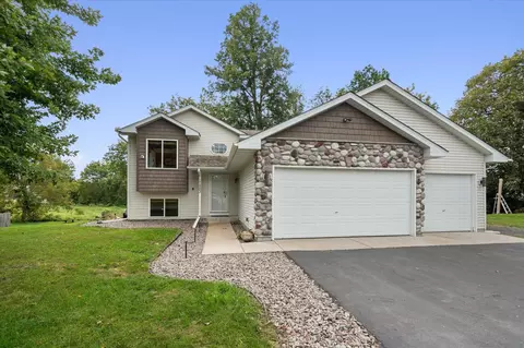 17553 305th Ln, Shafer, MN 55074