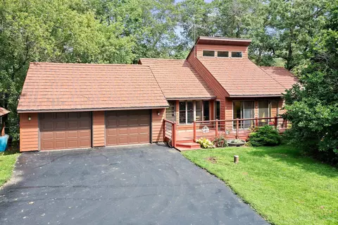 1261 45th Ave, Amery, WI 54001
