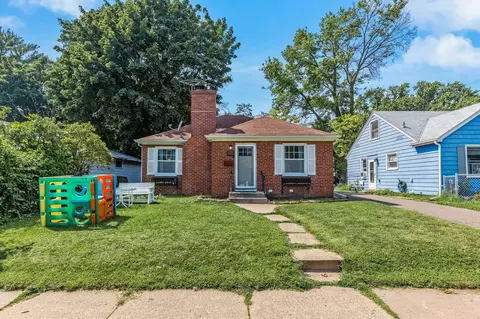 2195 Nokomis Ave, Saint Paul, MN 55119