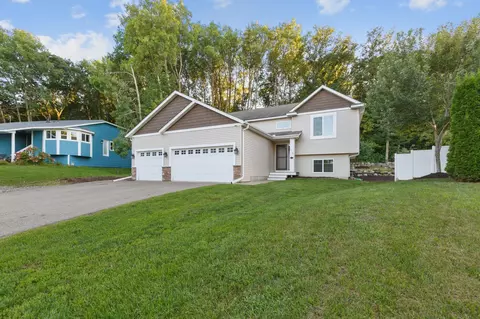 10183 Ptarmigan Ct, Elko New Market, MN 55020