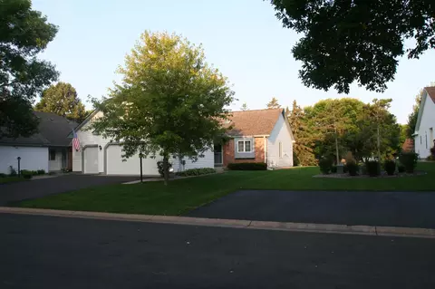 2703 Lake Court Cir #109, Mounds View, MN 55112