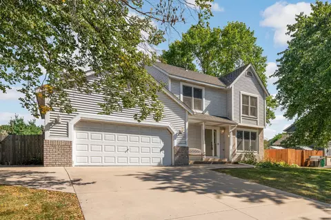 2924 Valento Ln, Little Canada, MN 55117