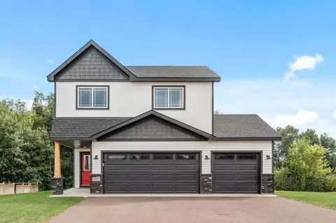 38357 Hunters Ridge Trl, North Branch, MN 55056