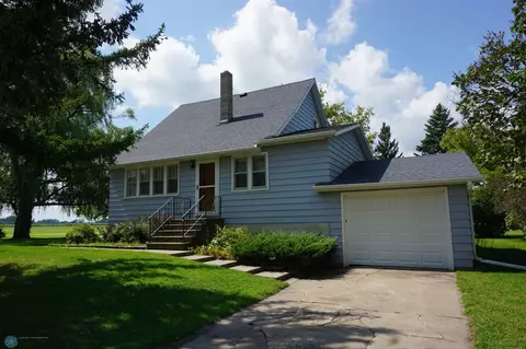 103 4th St SW, Barnesville, MN 56514
