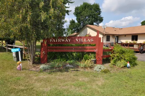2670 24th St SW #107, Pine River, MN 56474