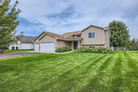 4791 Park Dr, Monticello, MN 55362