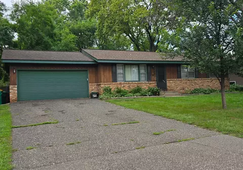 6423 Colfax Ave N, Brooklyn Center, MN 55430