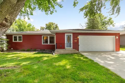 929 Cardinal Dr, Owatonna, MN 55060