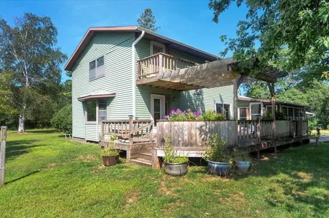15785 S Newsome Rd, Gordon, WI 54838