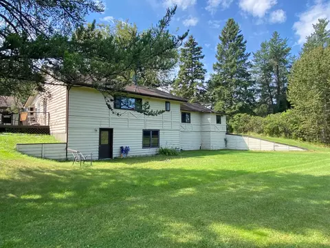 9230 NW Cardinal Rd, Bemidji, MN 56601