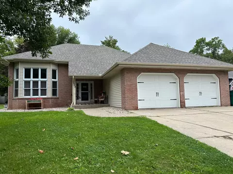 940 Tuva Rd SE, Cokato, MN 55321
