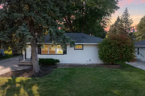 5619 Rhode Island Ave N, Crystal, MN 55428