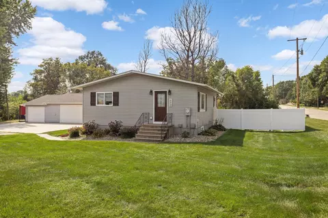 117 West Ave, Dundas, MN 55019