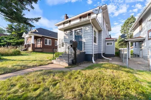 1018 N 19th Ave E, Duluth, MN 55812