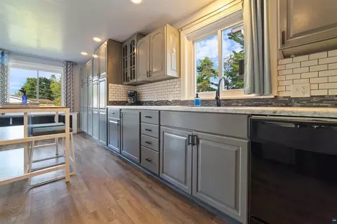 1018 N 19th Ave E, Duluth, MN 55812 photo 9