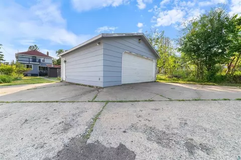 1018 N 19th Ave E, Duluth, MN 55812 photo 28
