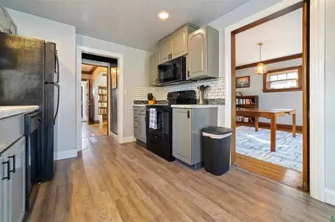 1018 N 19th Ave E, Duluth, MN 55812 photo 10