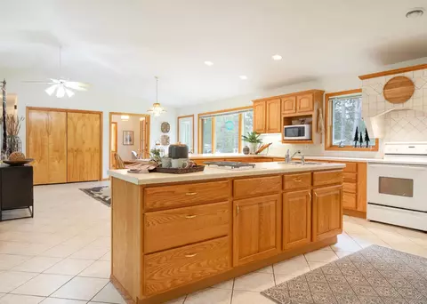 6070 Maple Grove Rd, Duluth, MN 55810 photo 9