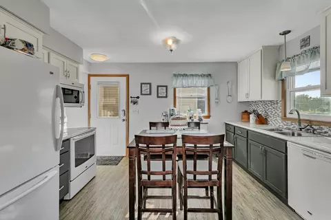 105 33rd St NW, Willmar, MN 56201 photo 8