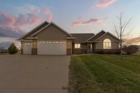 203 James Dr, Elysian, MN 56028 photo 2
