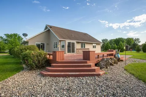 203 James Dr, Elysian, MN 56028 photo 5