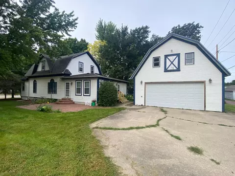 315 E Broadway St, Redwood Falls, MN 56283