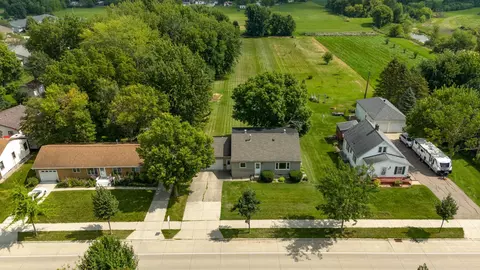 107 5th St NE, Montgomery, MN 56069