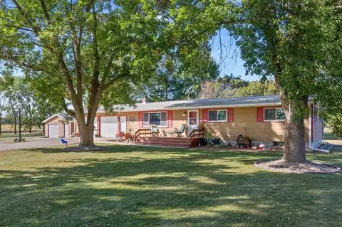 10722 200th St, Silver Lake, MN 55381
