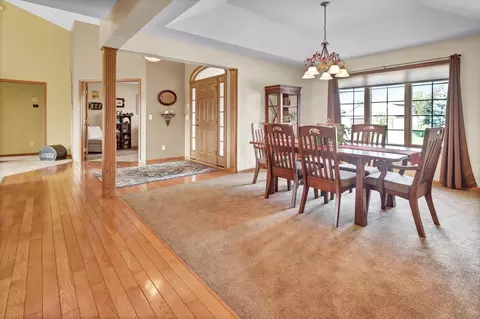 7202 Rolling View Dr, Saint Cloud, MN 56303 photo 5