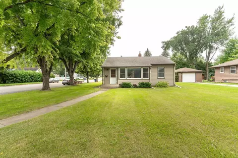 701 W Alcott Ave, Fergus Falls, MN 56537