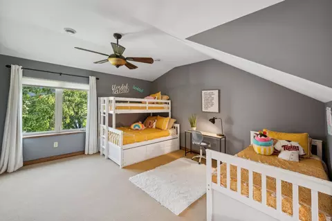 Bedroom - 60 Crabapple Ln, Excelsior, MN 55331 photo 9 of 10
