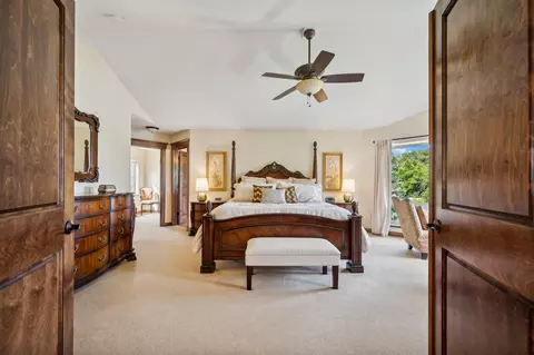 Bedroom - 60 Crabapple Ln, Excelsior, MN 55331 photo 3 of 10
