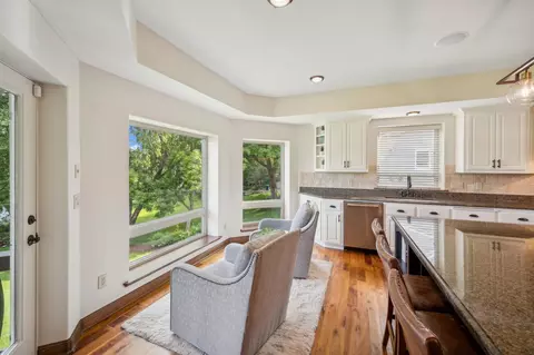 Kitchen - 60 Crabapple Ln, Excelsior, MN 55331 photo 1 of 6