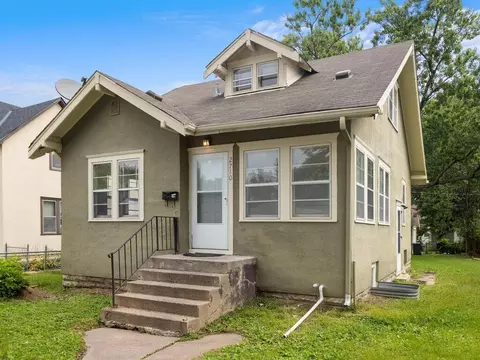 2710 Newton Ave N, Minneapolis, MN 55411