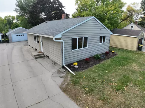 608 Johanna Ave, Willmar, MN 56201