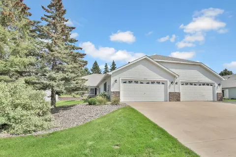 7614 Newbury Rd, Woodbury, MN 55125